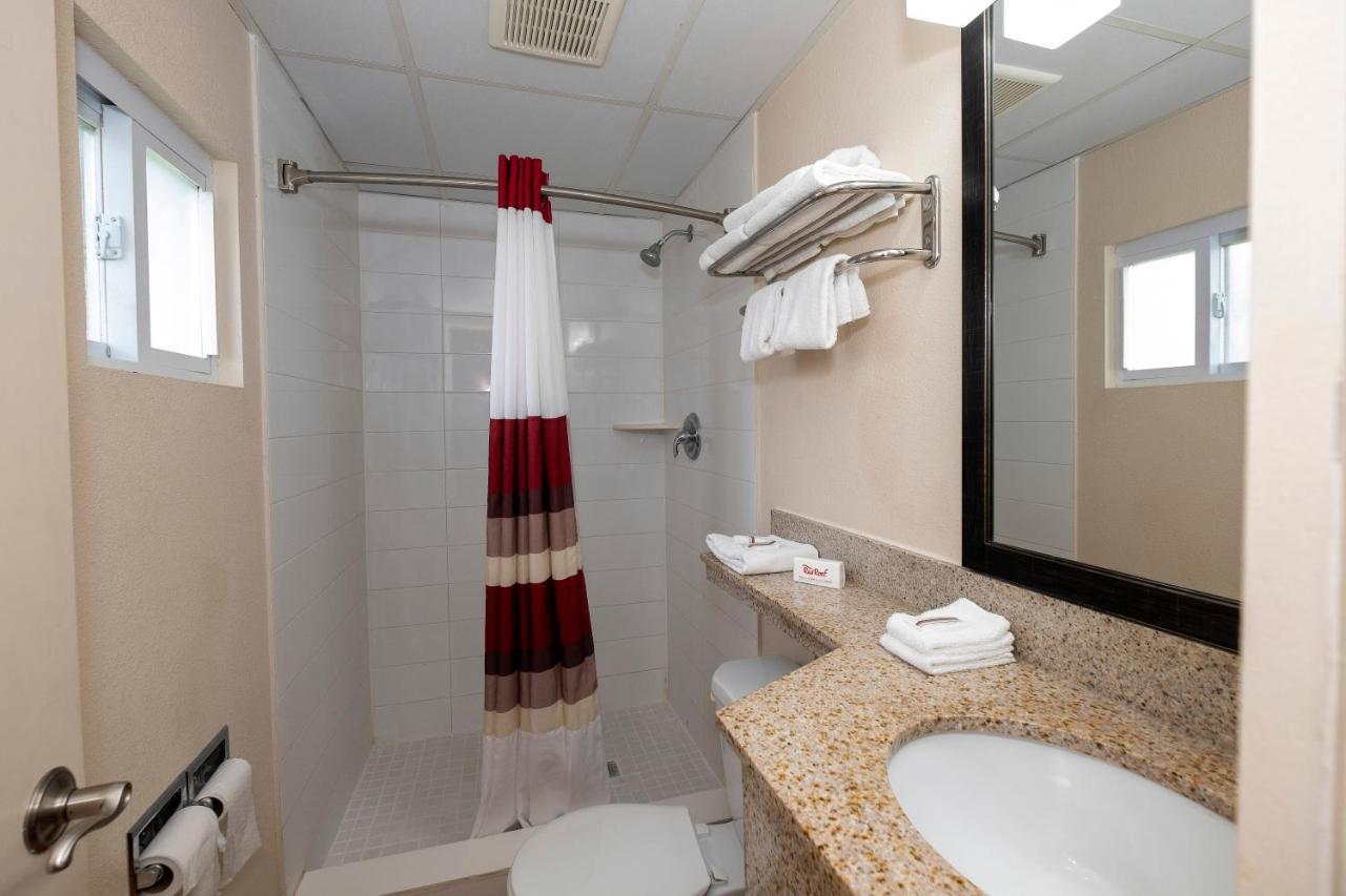 Red Roof Inn Neptune - Jersey Shore Екстериор снимка
