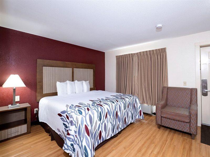 Red Roof Inn Neptune - Jersey Shore Екстериор снимка