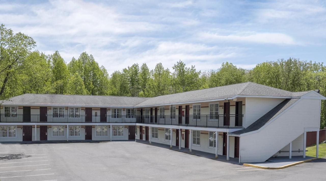Red Roof Inn Neptune - Jersey Shore Екстериор снимка